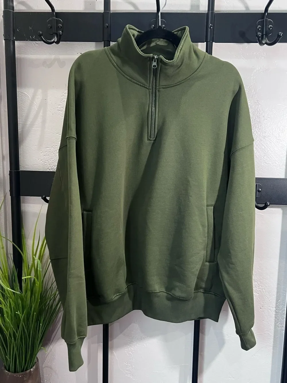 Zara Men’s Green Half-Zip Pullover Sweater Size Large